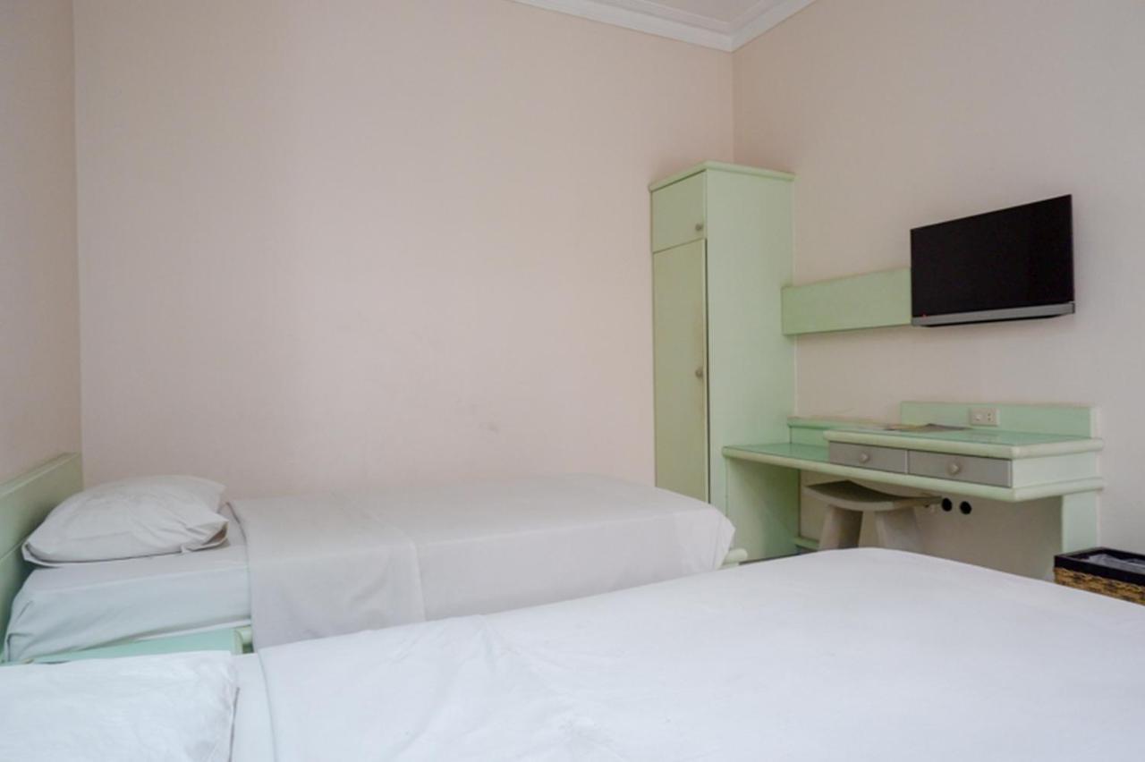 Hotel New Puri Garden Bandara Semarang Luaran gambar