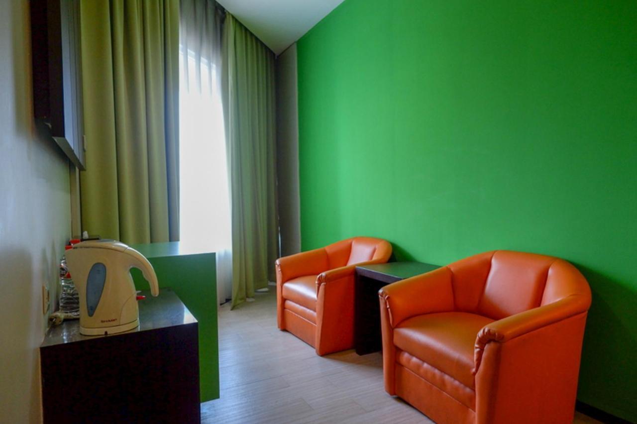 Hotel New Puri Garden Bandara Semarang Luaran gambar