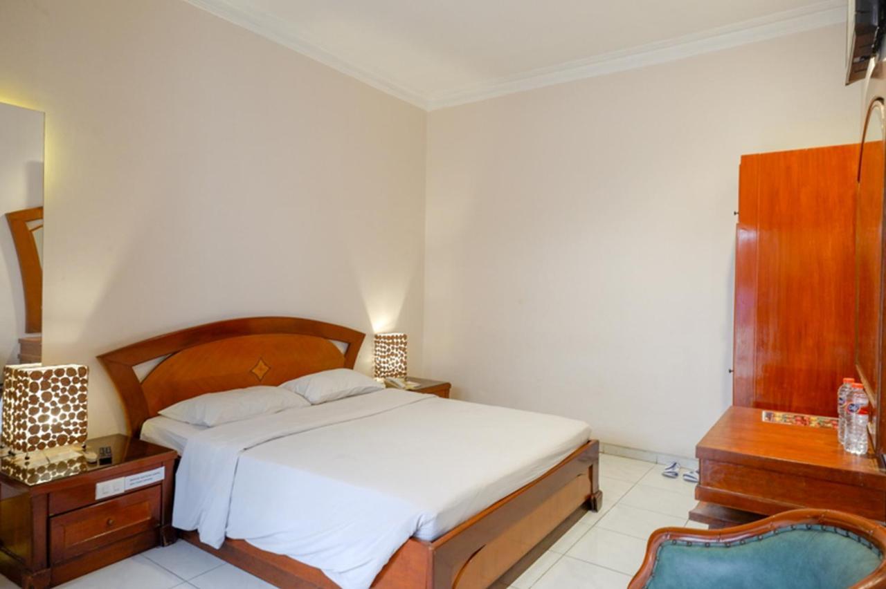 Hotel New Puri Garden Bandara Semarang Luaran gambar