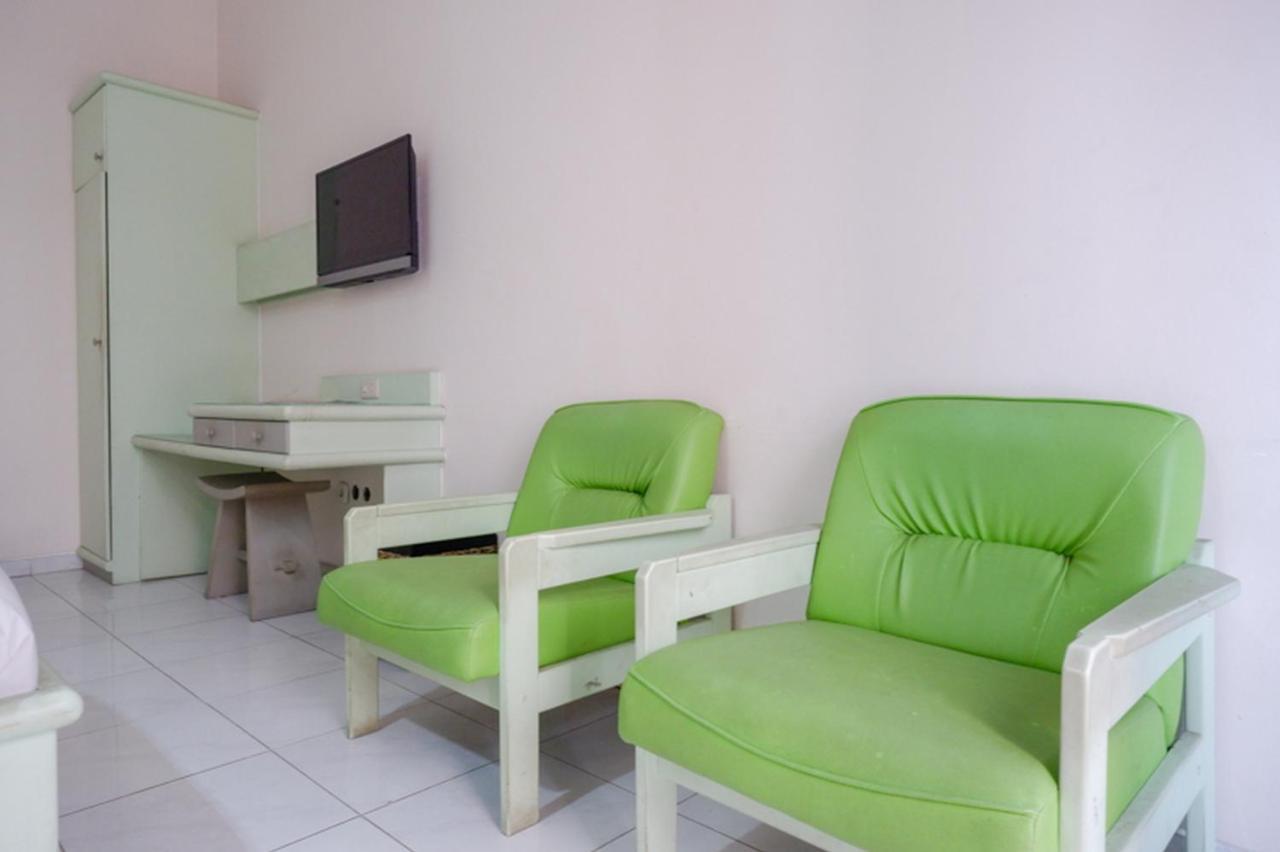 Hotel New Puri Garden Bandara Semarang Luaran gambar
