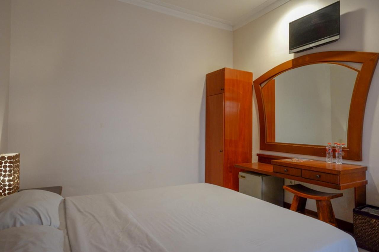 Hotel New Puri Garden Bandara Semarang Luaran gambar