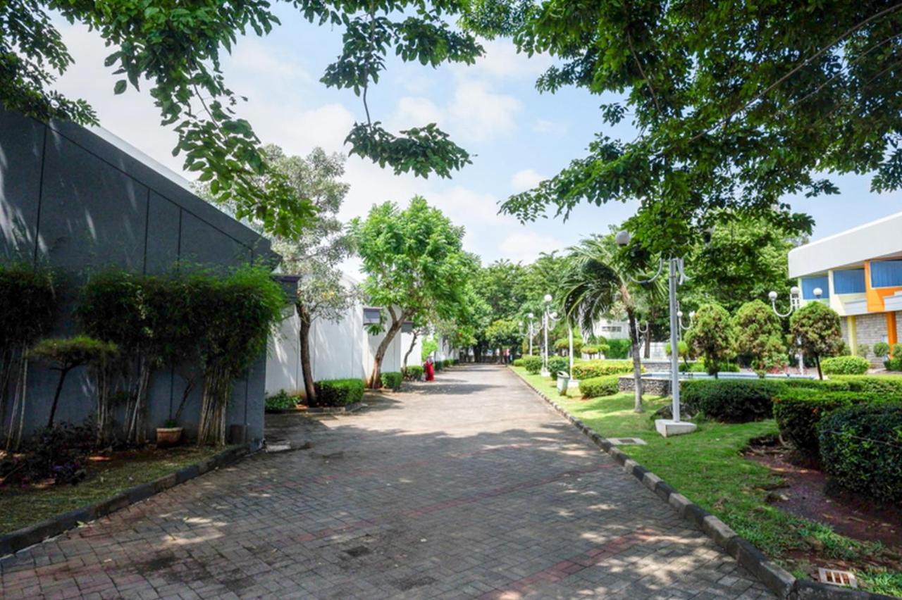 Hotel New Puri Garden Bandara Semarang Luaran gambar