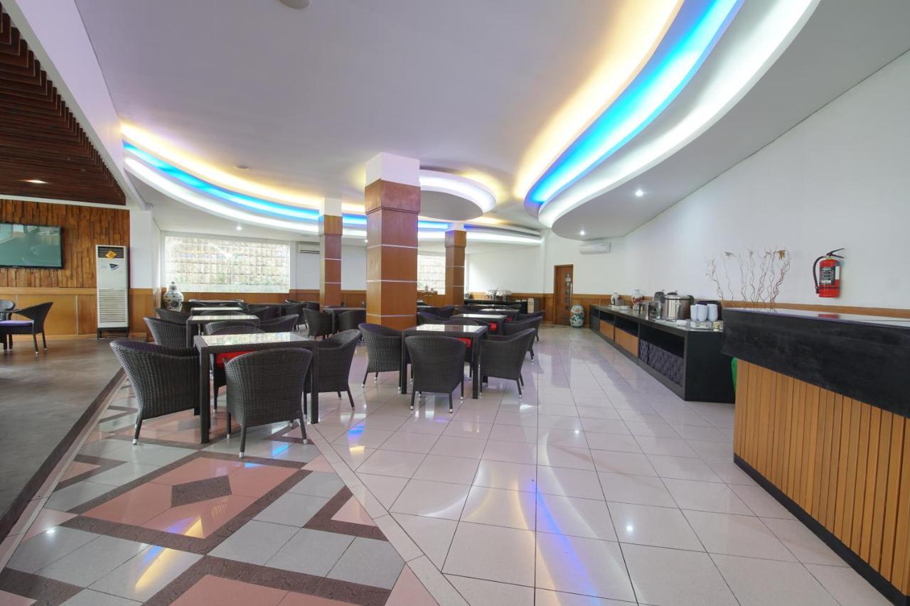 Hotel New Puri Garden Bandara Semarang Luaran gambar
