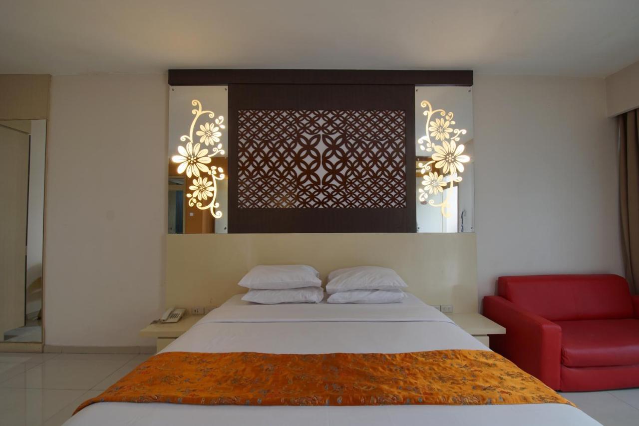 Hotel New Puri Garden Bandara Semarang Luaran gambar