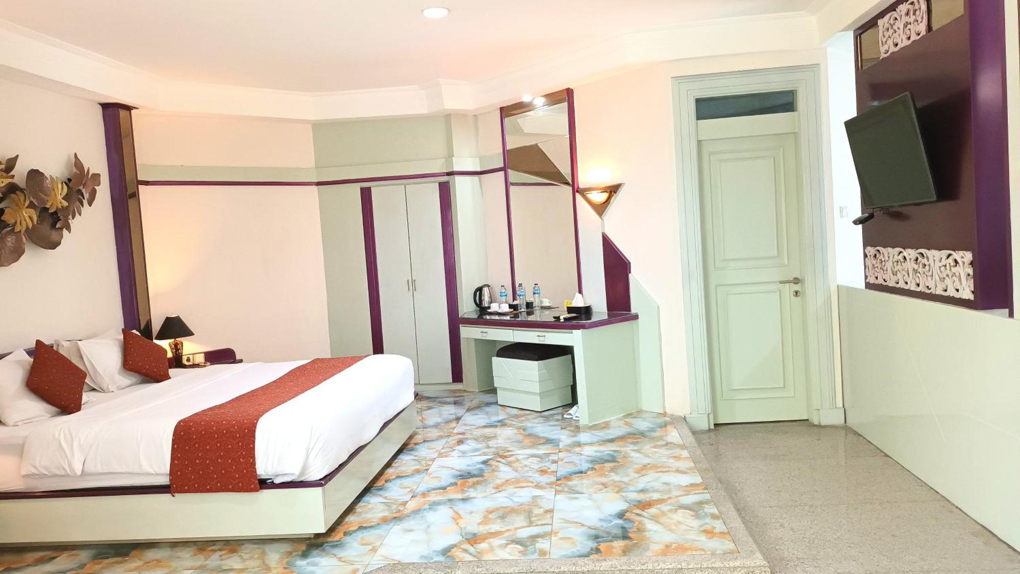 Hotel New Puri Garden Bandara Semarang Luaran gambar