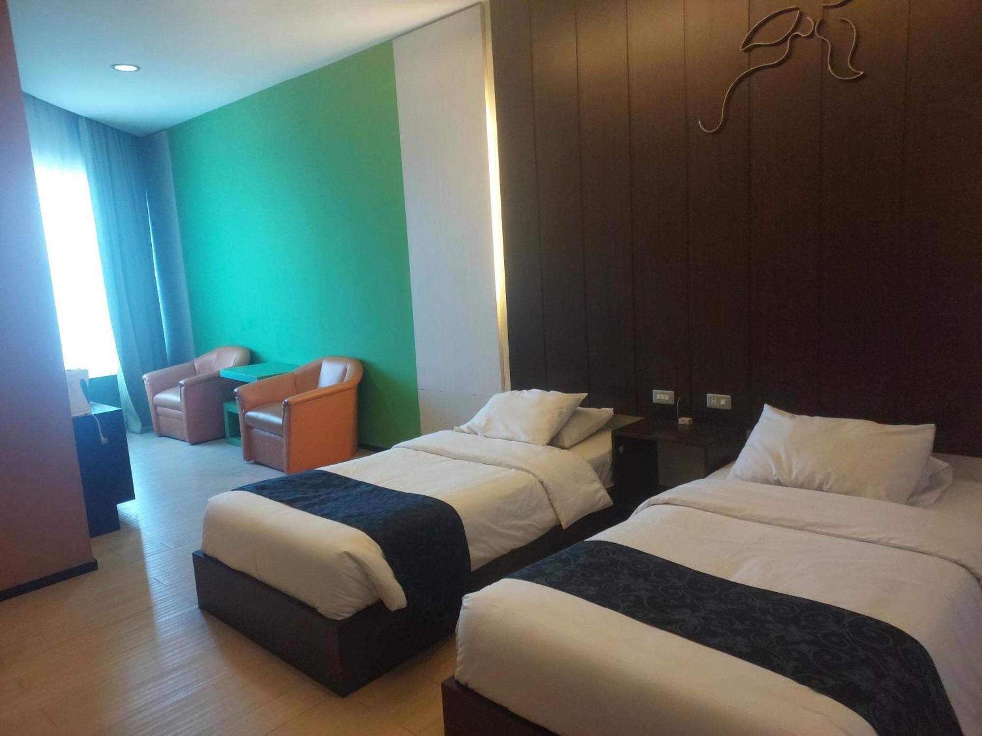 Hotel New Puri Garden Bandara Semarang Luaran gambar