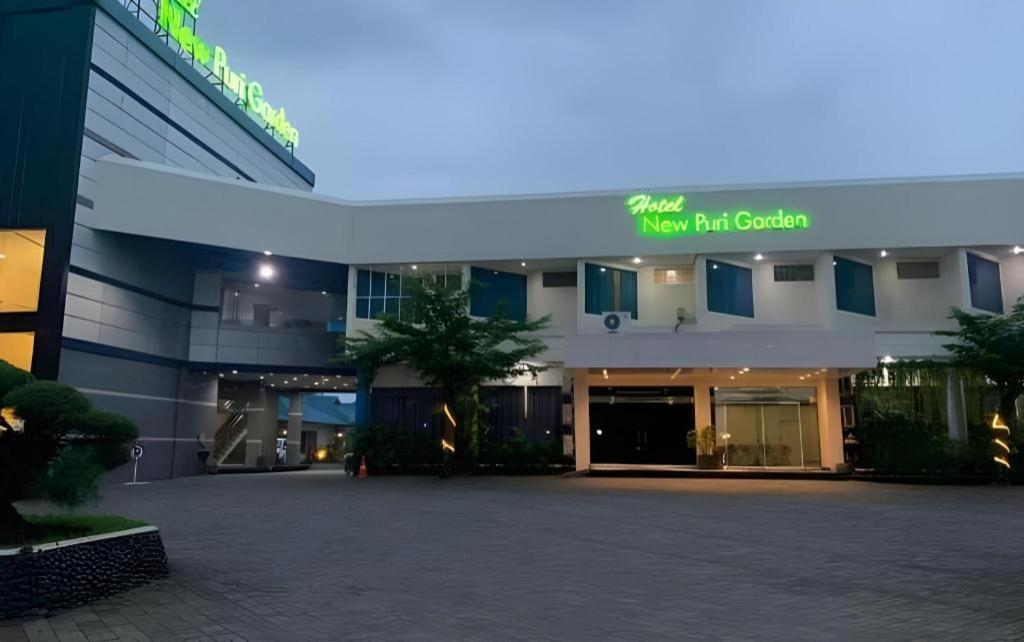 Hotel New Puri Garden Bandara Semarang Luaran gambar